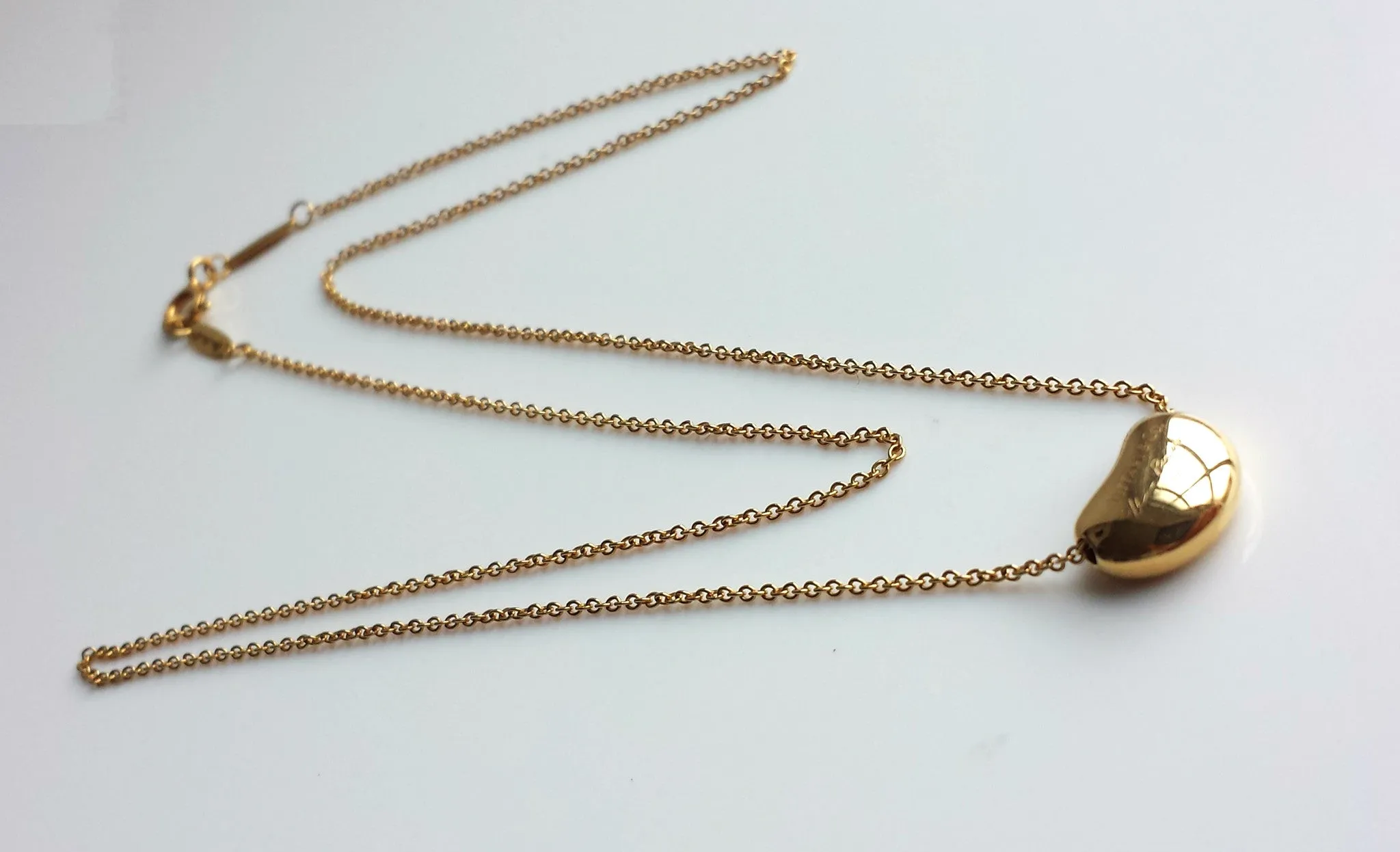 Tiffany & Co Elsa Peretti Bean 18k Yellow Gold Necklace 18" Chain Boxes
