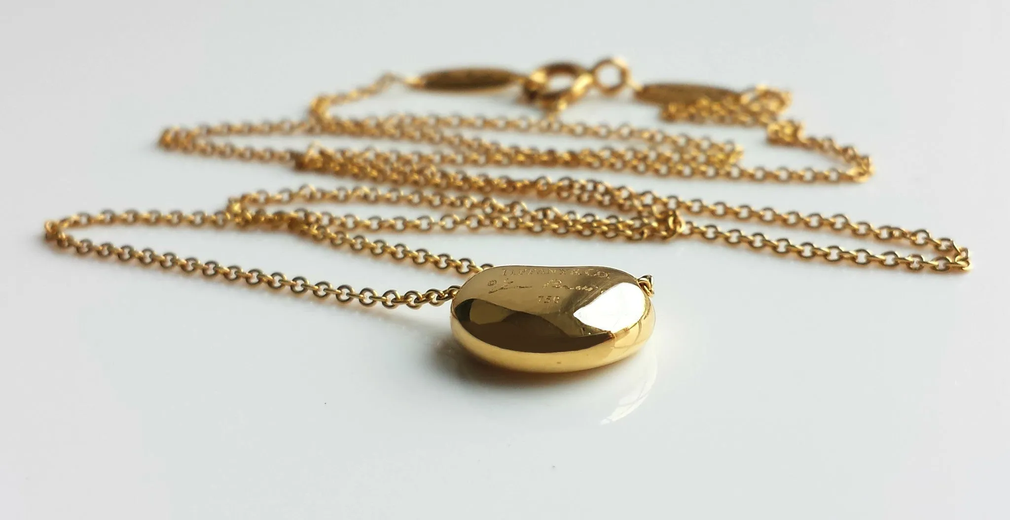 Tiffany & Co Elsa Peretti Bean 18k Yellow Gold Necklace 18" Chain Boxes