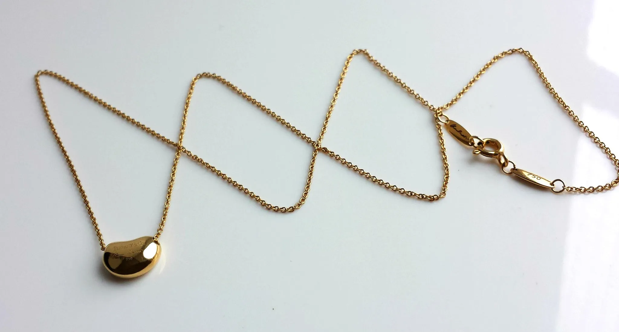Tiffany & Co Elsa Peretti Bean 18k Yellow Gold Necklace 18" Chain Boxes