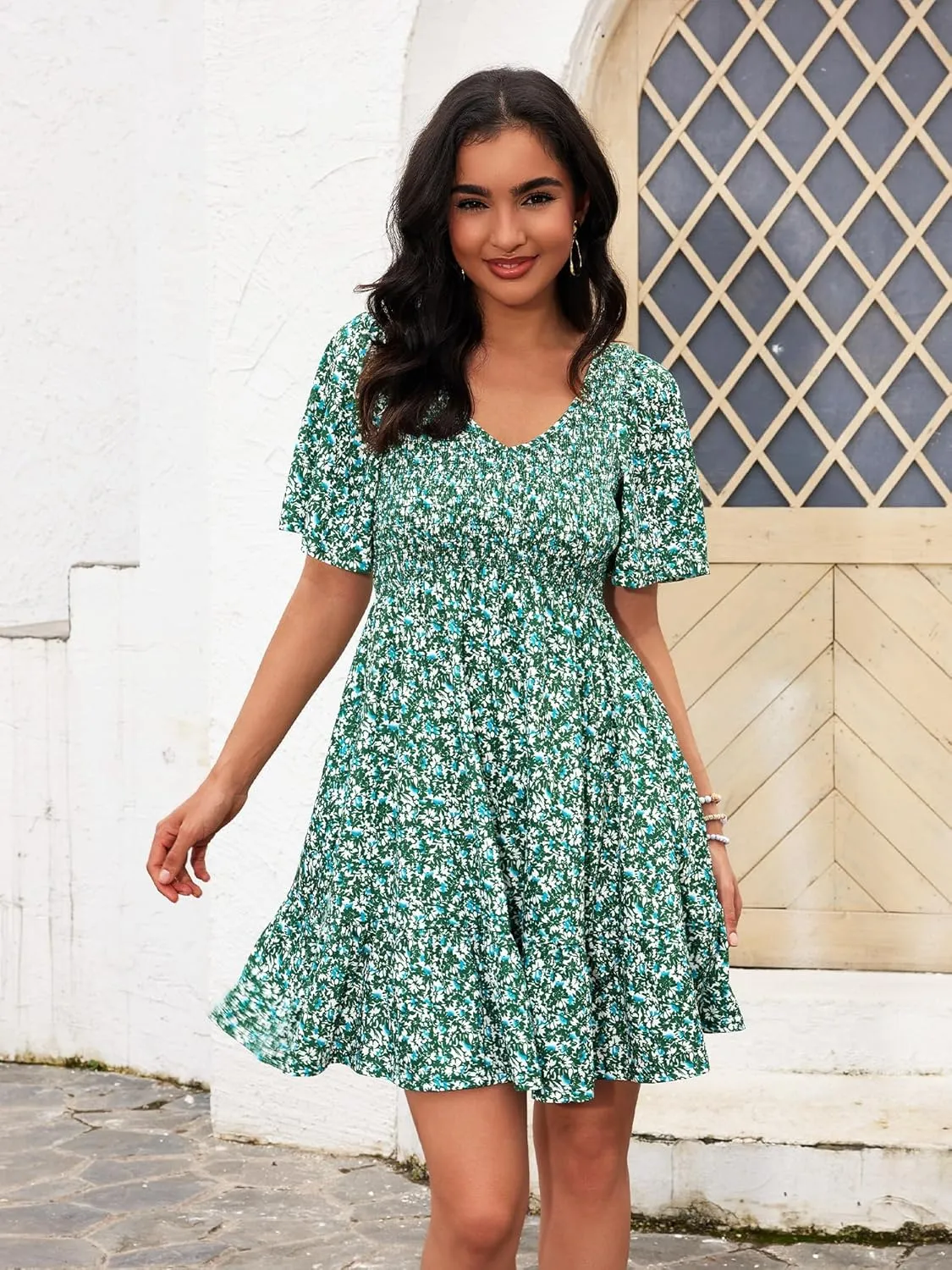 Womens Cute Floral Smocked V Neck Flutter Sleeve Sundress with Pockets Casual Spring Summer Dresses for Women 2025