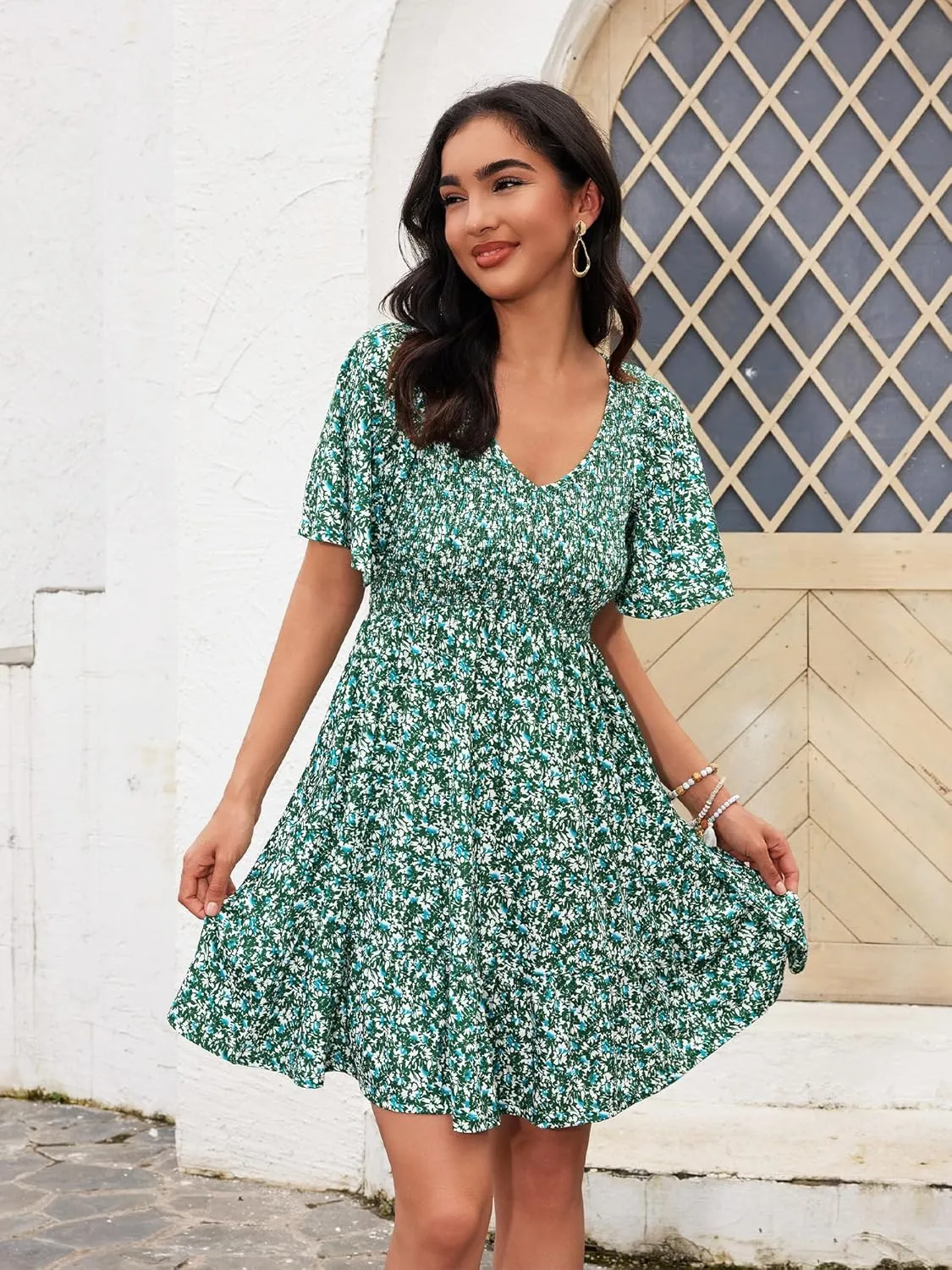 Womens Cute Floral Smocked V Neck Flutter Sleeve Sundress with Pockets Casual Spring Summer Dresses for Women 2025